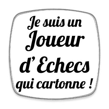 Joueur d'Échecs qui Cartonne : Champion du Plateau - Magnet carré - blanc - Devant