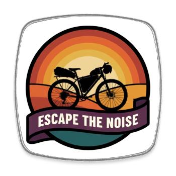 Escape the Noise Gravel Bike Sunset Badge - Magnet carré - blanc - Devant