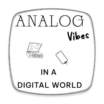 Analog Vibes Digital World – Turntable Retro - Square fridge magnet - white - Front