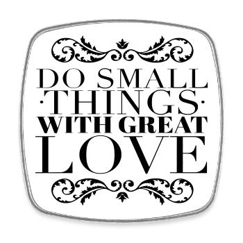 Small Things Great Love Quote - Square fridge magnet - white - Front