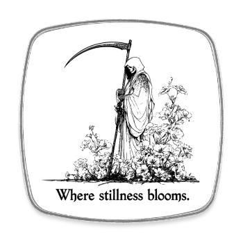 Where Stillness Blooms Skleton und Floral Art - Viereckiger Kühlschrankmagnet - Weiß - Vorne