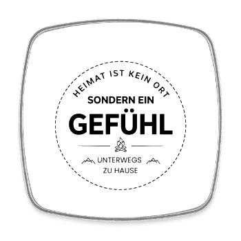Heimat ist ein Gefühl Camping Badge - Viereckiger Kühlschrankmagnet - Weiß - Vorne