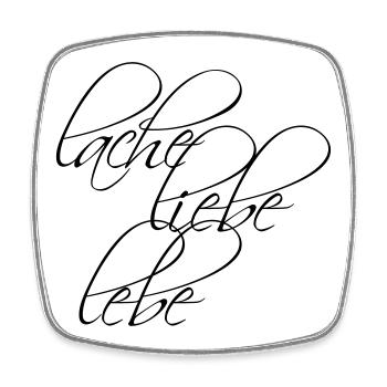 Design: Lache Liebe Lebe - Viereckiger Kühlschrankmagnet - Weiß - Vorne