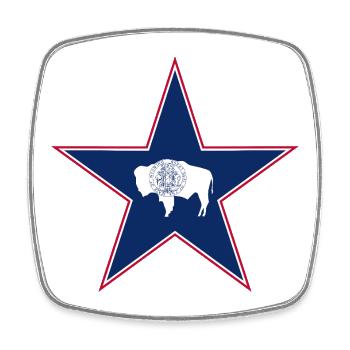 T-shirt de fan du Wyoming – Wild & Free - Magnet carré - blanc - Devant