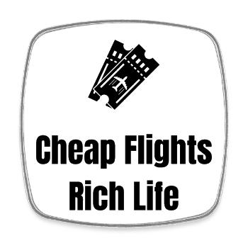 Cheap Flights, Rich Life – Travel Shirt - Viereckiger Kühlschrankmagnet - Weiß - Vorne