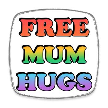 Kostenlose Mama-Umarmungen Regenbogentext LGBT-PRIDE - Viereckiger Kühlschrankmagnet - Weiß - Vorne