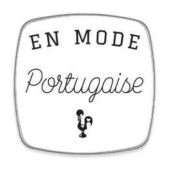In Portuguese Fashion T-Shirt Gift Humor - Square fridge magnet - white - Front
