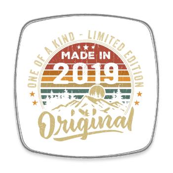 Born 2019 Original Retro Vintage Anniversary 2019 - Square fridge magnet - white - Front