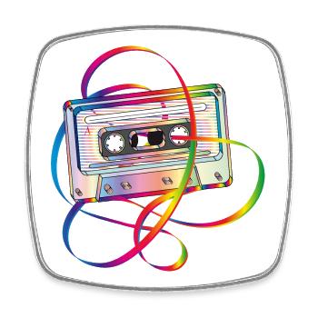 stylische 80er Jahre Musikkassette mit Bandsalat - Viereckiger Kühlschrankmagnet - Weiß - Vorne