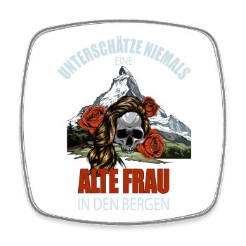 Unterschätze niemals eine alte Frau in den Bergen - Viereckiger Kühlschrankmagnet - Weiß - Vorne