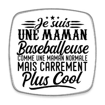 Baseball-Mutter: Normal, aber knallharter - Viereckiger Kühlschrankmagnet - Weiß - Vorne