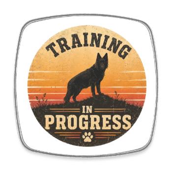 Training in Progress - Viereckiger Kühlschrankmagnet - Weiß - Vorne