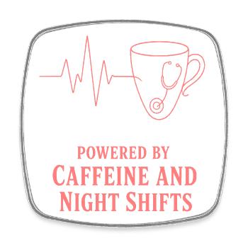 Kaffeeherz für Nachtschichthelden - Viereckiger Kühlschrankmagnet - Weiß - Vorne