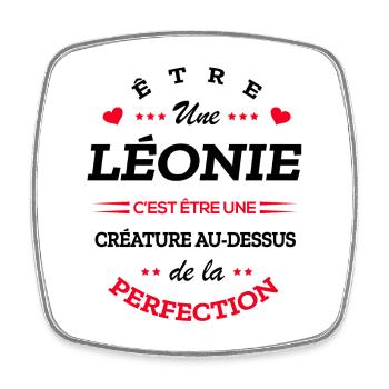 LÉONIE PARFAITE - NOM LÉONIE - Magnet carré - blanc - Devant
