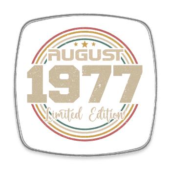 Millésime Né(e) Août 1977 Cadeau Anniversaire 1977 - Magnet carré - blanc - Devant