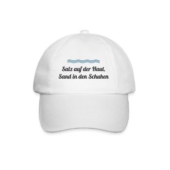 Salz auf der Haut, Sand in den Schuhen – Nordsee - Baseballkappe - Weiß/Weiß - Vorne
