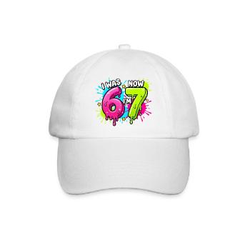 Ich war 6, jetzt bin ich 7, Geburtstagsdesign - Baseballkappe - Weiß/Weiß - Vorne