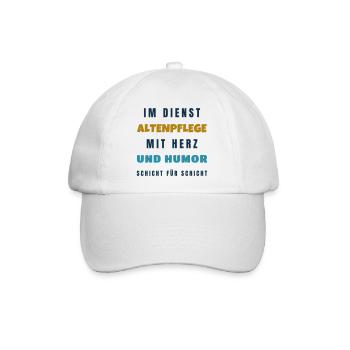 Altenpflege mit Herz und Humor - Geschenk Pflege - Baseballkappe - Weiß/Weiß - Vorne
