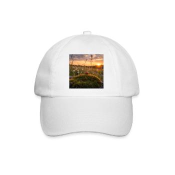 Marienkäfer im Sonnenuntergang und im Moos - Baseballkappe - Weiß/Weiß - Vorne
