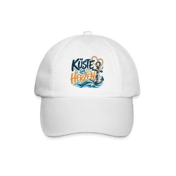 Küste im Herzen – Maritimes Design - Baseballkappe - Weiß/Weiß - Vorne