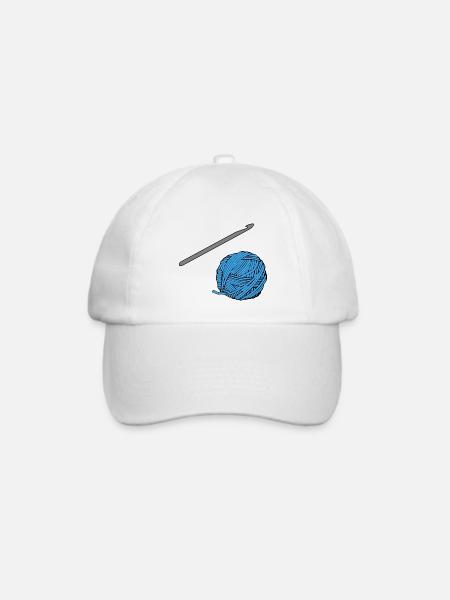 Blaues Häkel-Garn mit Häkelnadel - Baseballkappe - Weiß/Weiß