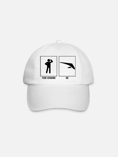 Ihr Ehemann - Ich - Gleitschirmfliegen in der Fern - Baseballkappe - Weiß/Weiß