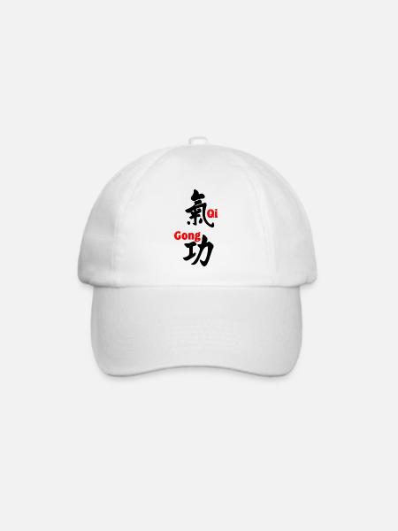 QI-Gong-Schrift mit Text in roter Vertikale - Baseballkappe - Weiß/Weiß