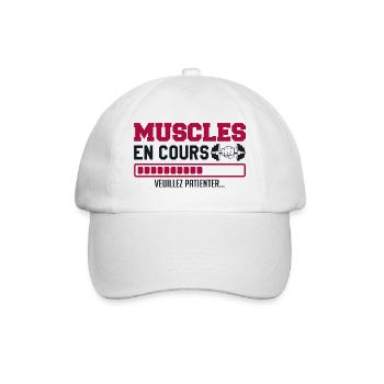Muskeln im Aufbau... Bodybuilding lustiger Humor - Baseballkappe - Weiß/Weiß - Vorne