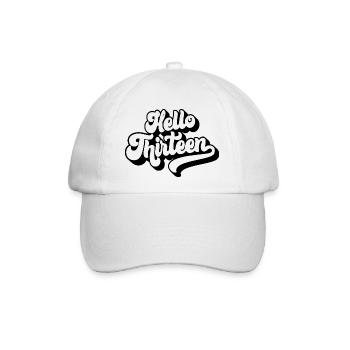 Geschenk zum 13. Geburtstag, Hallo Dreizehn, 13 Jahre - Baseballkappe - Weiß/Weiß - Vorne