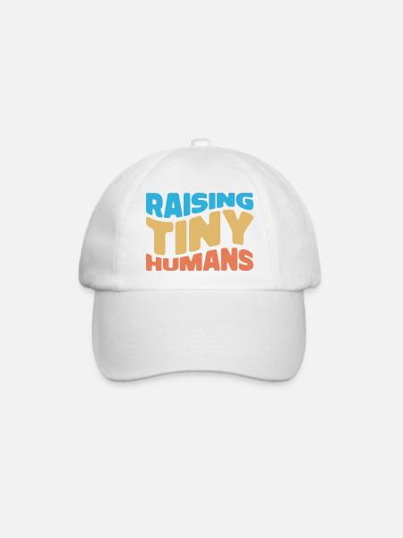 Raising Tiny Humans – Eltern-Alltag mit Humor - Baseballkappe - Weiß/Weiß