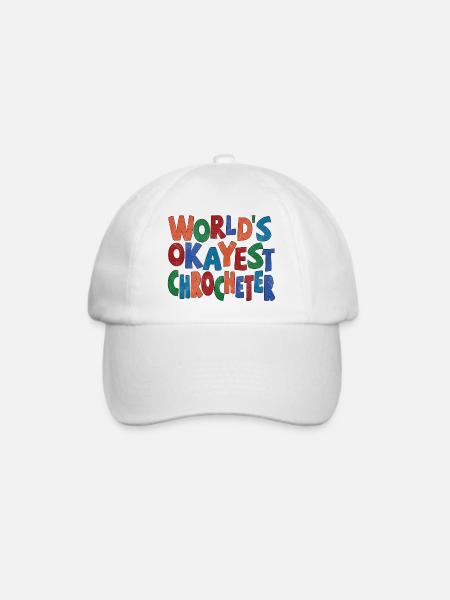 Worlds okayest Crocheter - Baseballkappe - Weiß/Weiß