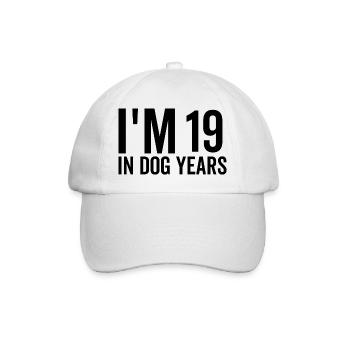 J’ai 19 ans dans Dog Years - Casquette classique - blanc/blanc - Devant