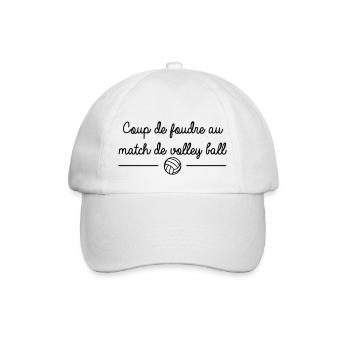 Coup de foudre au match de volley ball - Casquette classique - blanc/blanc - Devant