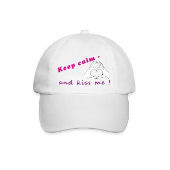 Hände formen ein Herz. Keep calm and kiss me - Baseballkappe - Weiß/Weiß - Vorne