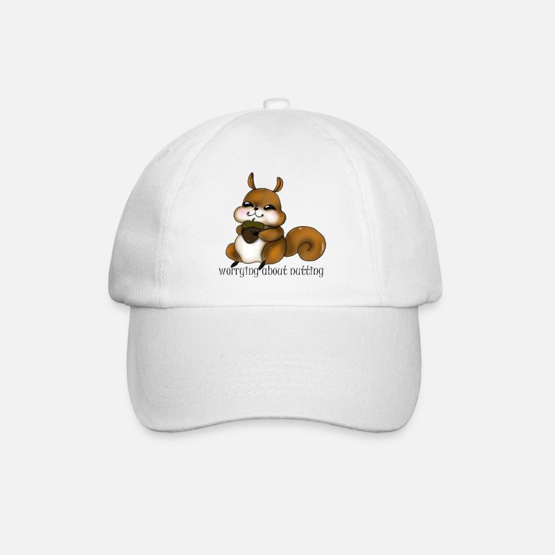 Kuscheliges Eichhörnchen mit Nuss - Baseballkappe - Weiß/Weiß