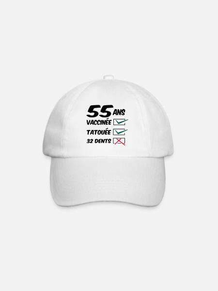55 ans tatouée et vaccinée//design humoristique - Casquette classique - blanc/blanc