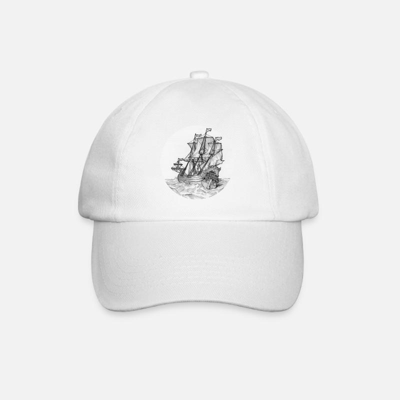 Segel Schiff auf Meer Bleistift Zeichnung Kunst - Baseballkappe - Weiß/Weiß