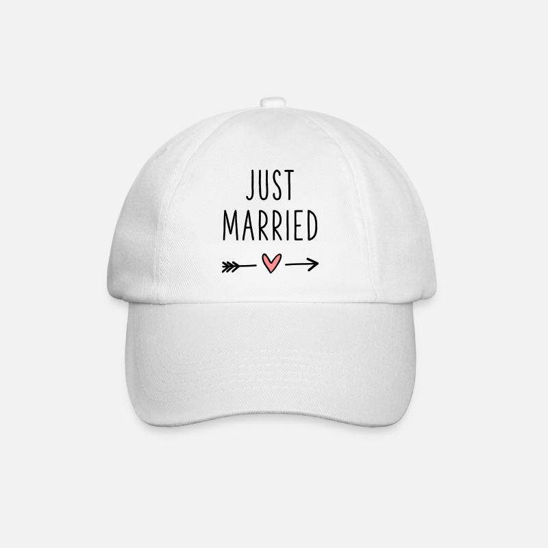 Just Married Herz Pfeil Liebe Hochzeitsreise - Baseballkappe - Weiß/Weiß