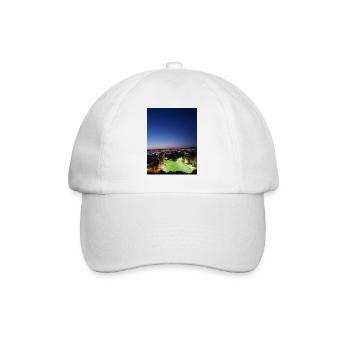 Crépuscule urbain et terrain de foot - Casquette classique - blanc/blanc - Devant