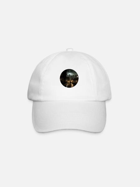 Urban melancholy: Between concrete and dreams - Baseball Cap - white/white
