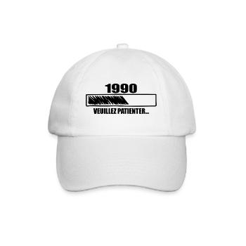 1990 Cadeau Anniversaire 1990 - Veuillez Patienter - Casquette classique - blanc/blanc - Devant
