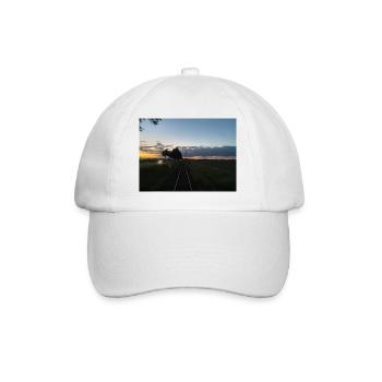 Eisenbahn fährt in den Sonnenuntergang - Baseballkappe - Weiß/Weiß - Vorne