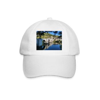 Wilder See & Schloss – Naturlandschaft Frankreich - Baseballkappe - Weiß/Weiß - Vorne