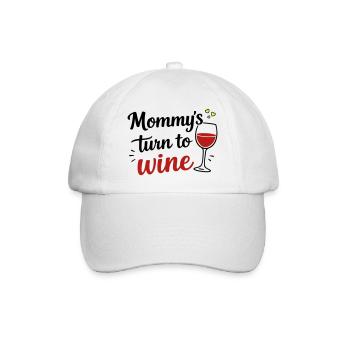 Mommy’s Turn to Wine – Muttertag Fun Design - Baseballkappe - Weiß/Weiß - Vorne