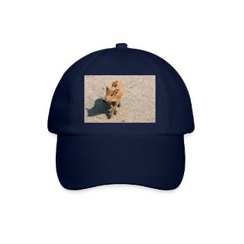 Frischling Wildschwein (Sus scrofa) im Wald - Baseballkappe - Blau/Blau - Vorne
