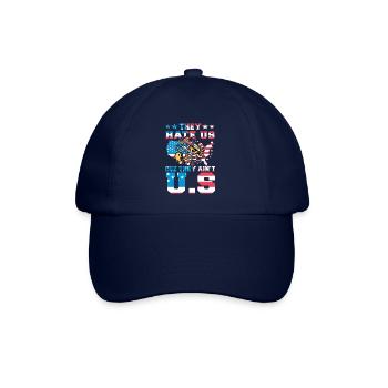 Ils nous détestent parce qu’ils ne sont pas américains. - Casquette classique - bleu/bleu - Devant