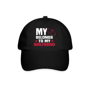MEIN HERZ GEHÖRT MEINER FREUNDIN! - Baseballkappe - Schwarz/Schwarz - Vorne