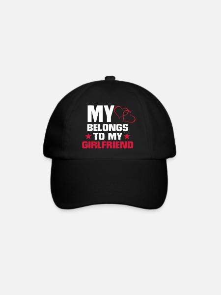 MEIN HERZ GEHÖRT MEINER FREUNDIN! - Baseballkappe - Schwarz/Schwarz