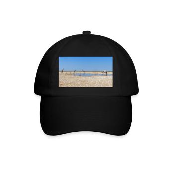 Landschaft am Fluss Cubango mit Giraffe - Baseballkappe - Schwarz/Schwarz - Vorne