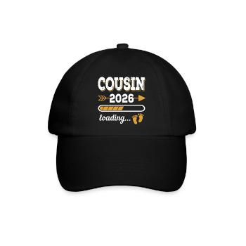 Cousin 2026 Loading Großer Cousin Geschenk - Baseballkappe - Schwarz/Schwarz - Vorne